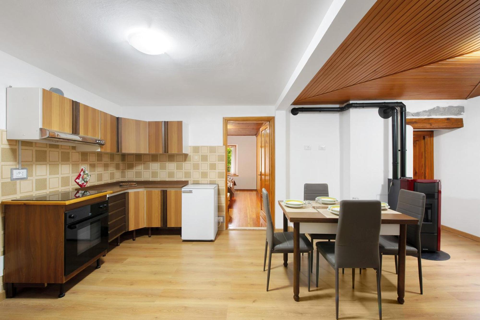 Apartment Lueisch Ketschu