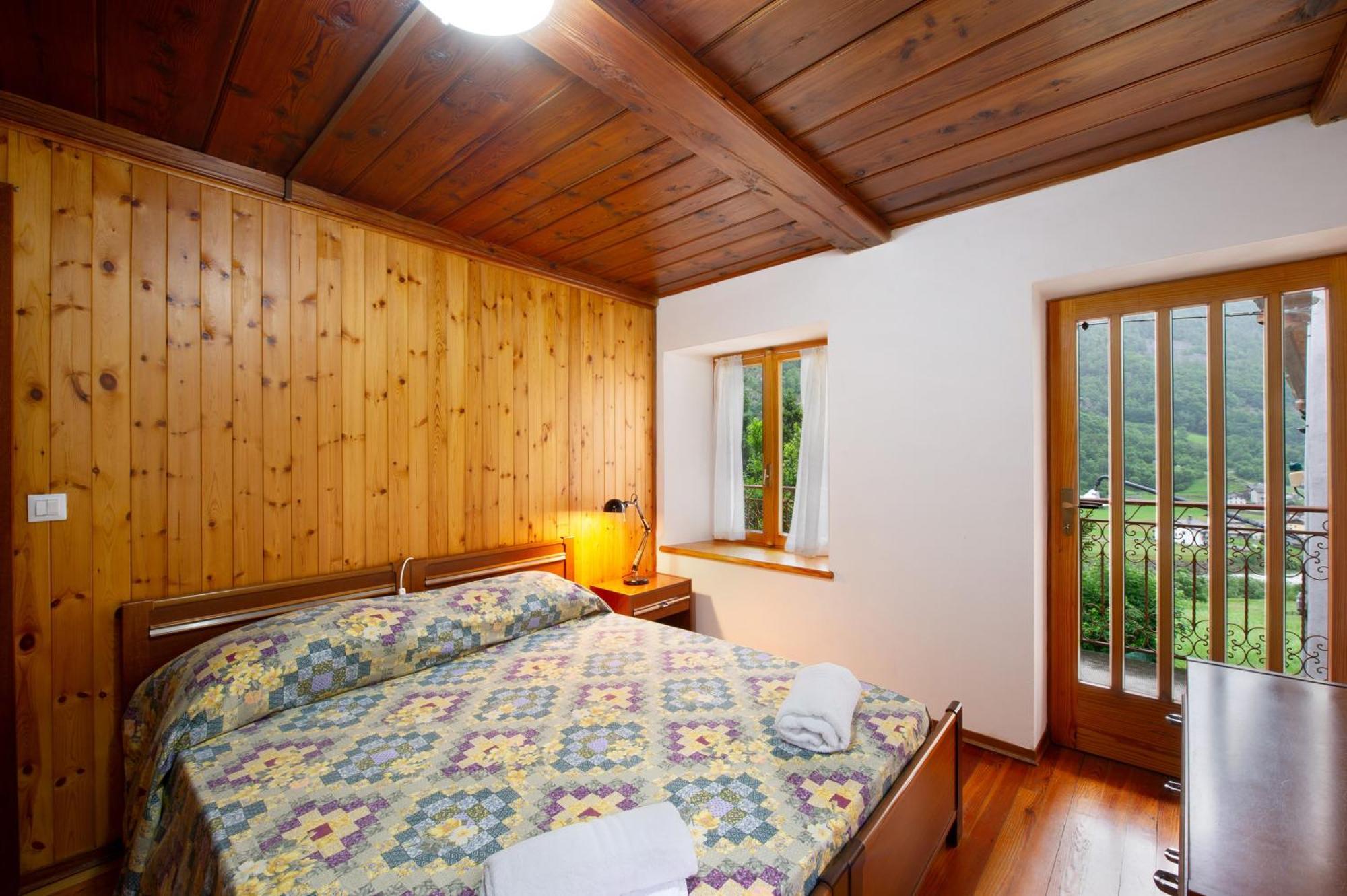 Lueisch Ketschu Near Gressoney Issime